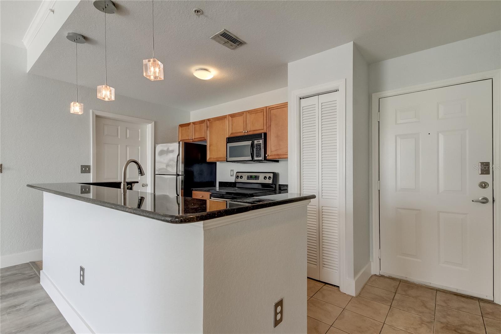 PARKCREST HARBOUR ISLAND CONDO - Residential Lease