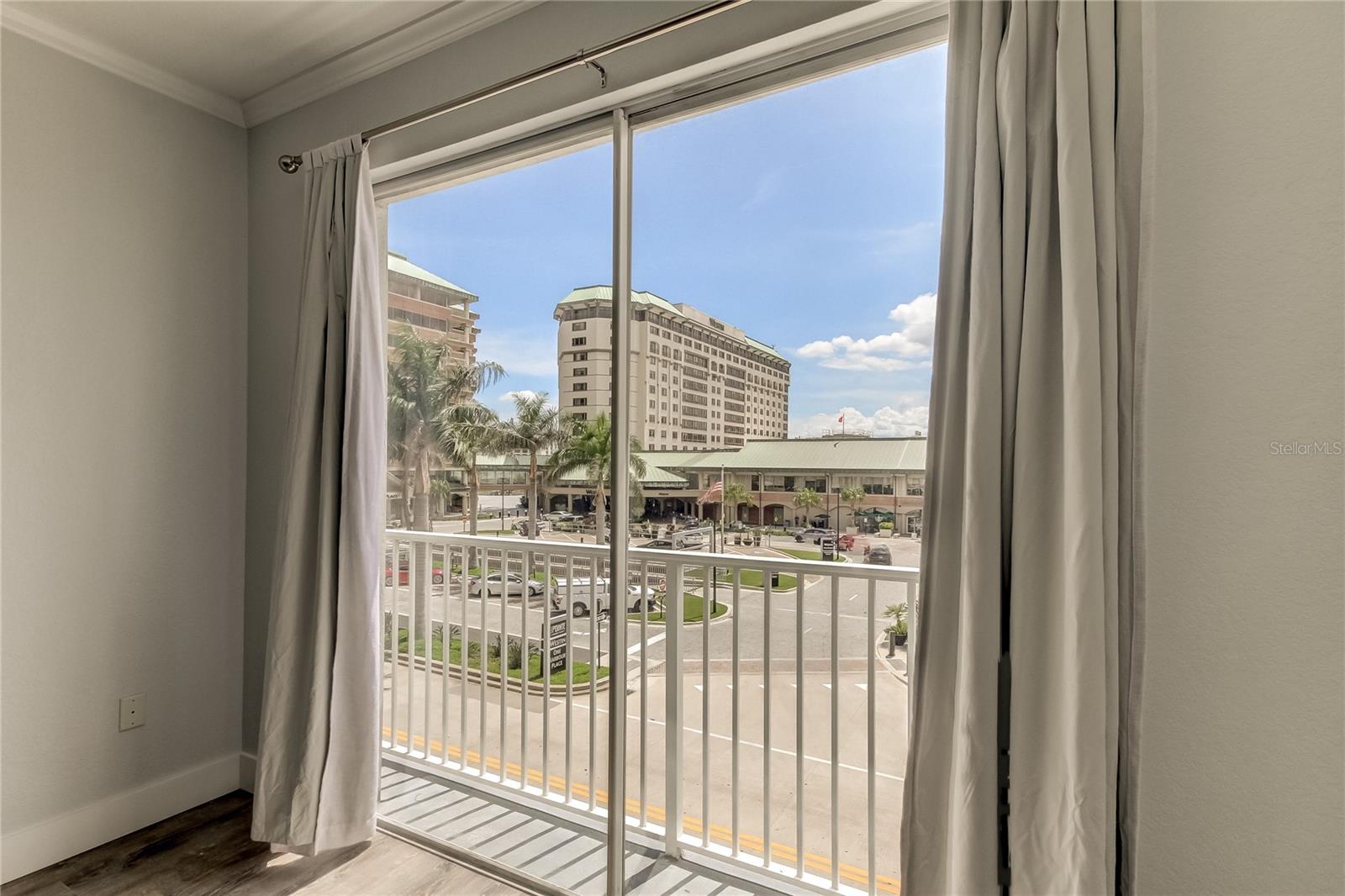 PARKCREST HARBOUR ISLAND CONDO - Residential Lease