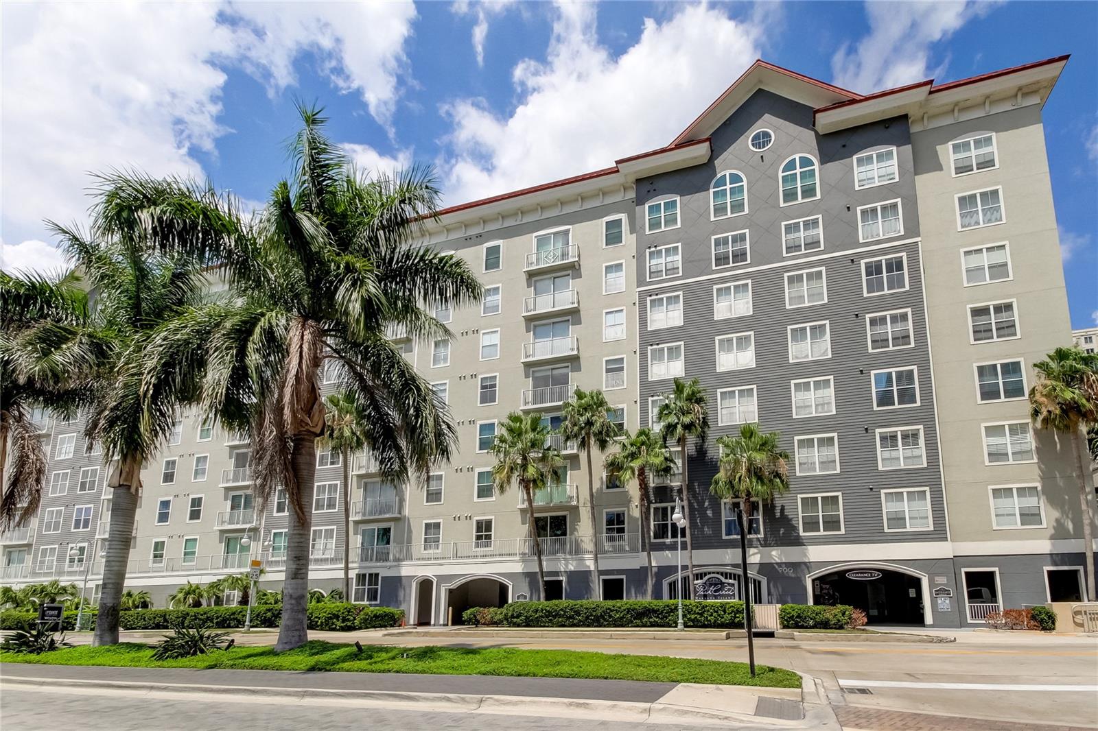 PARKCREST HARBOUR ISLAND CONDO - Residential Lease