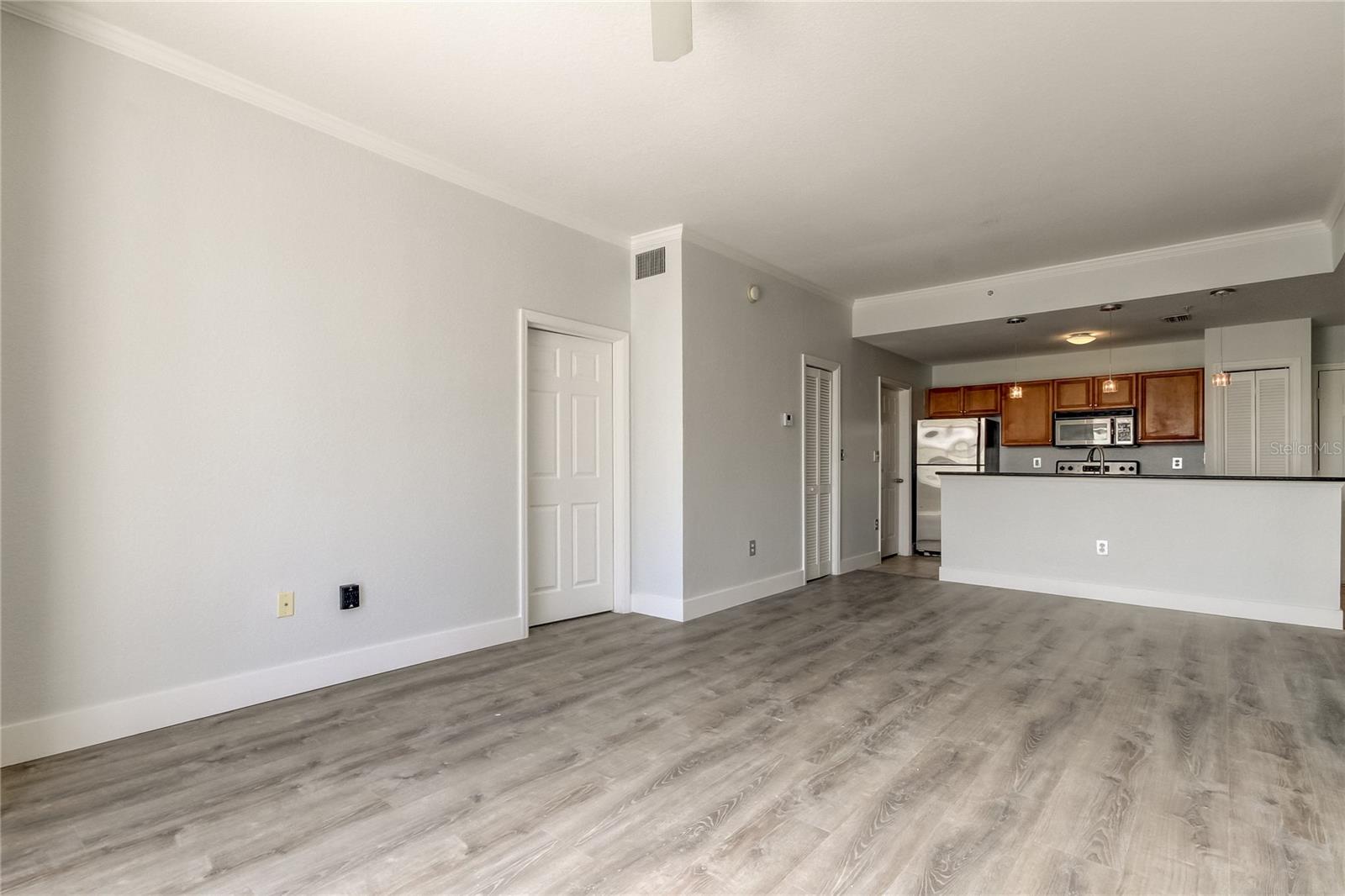 PARKCREST HARBOUR ISLAND CONDO - Residential Lease