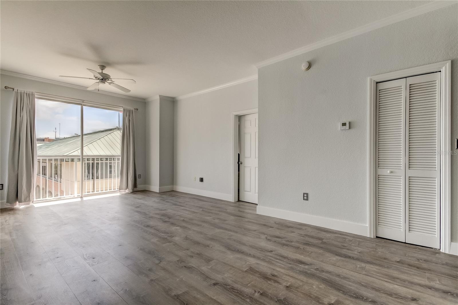 PARKCREST HARBOUR ISLAND CONDO - Residential Lease