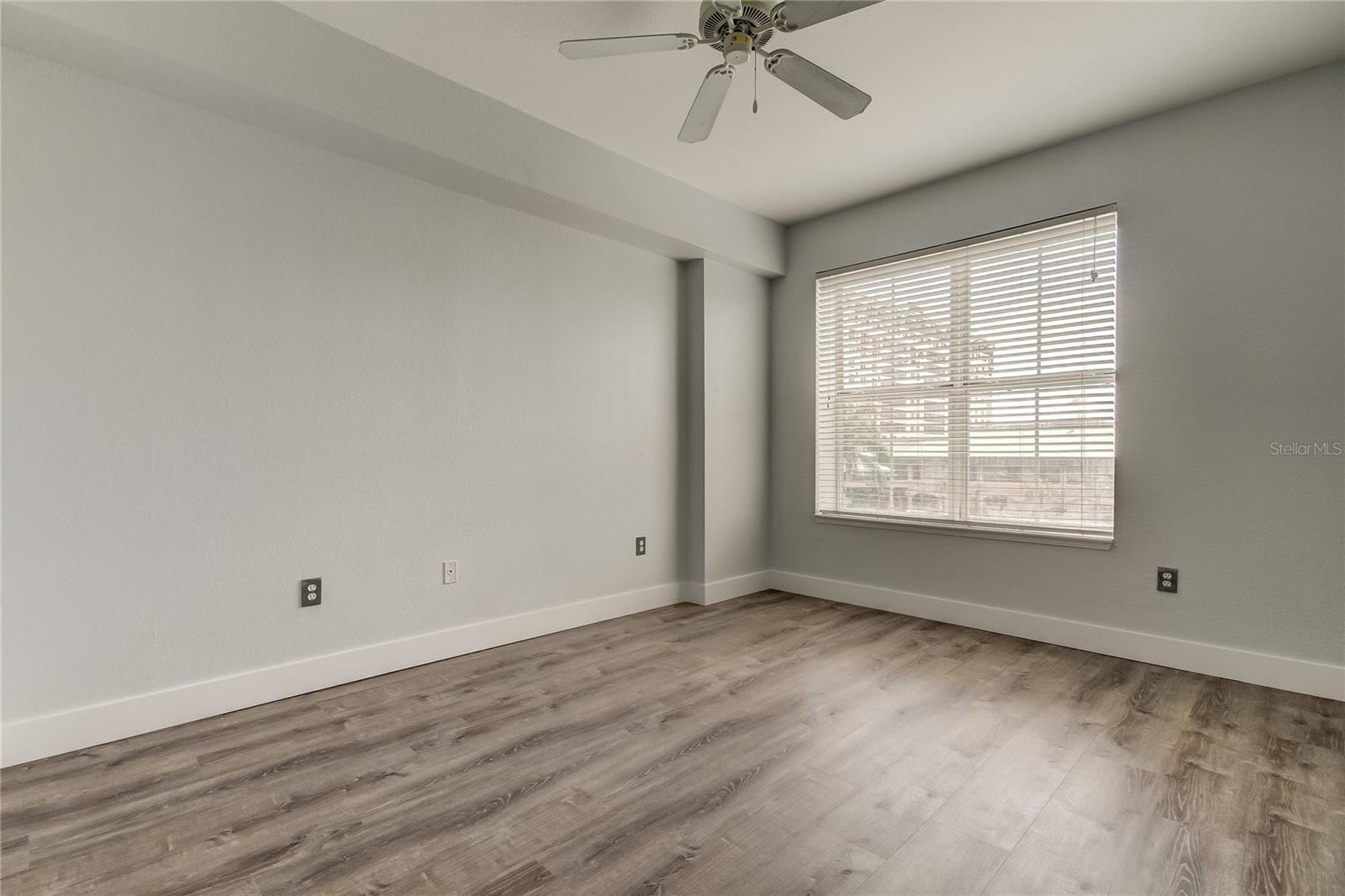 PARKCREST HARBOUR ISLAND CONDO - Residential Lease