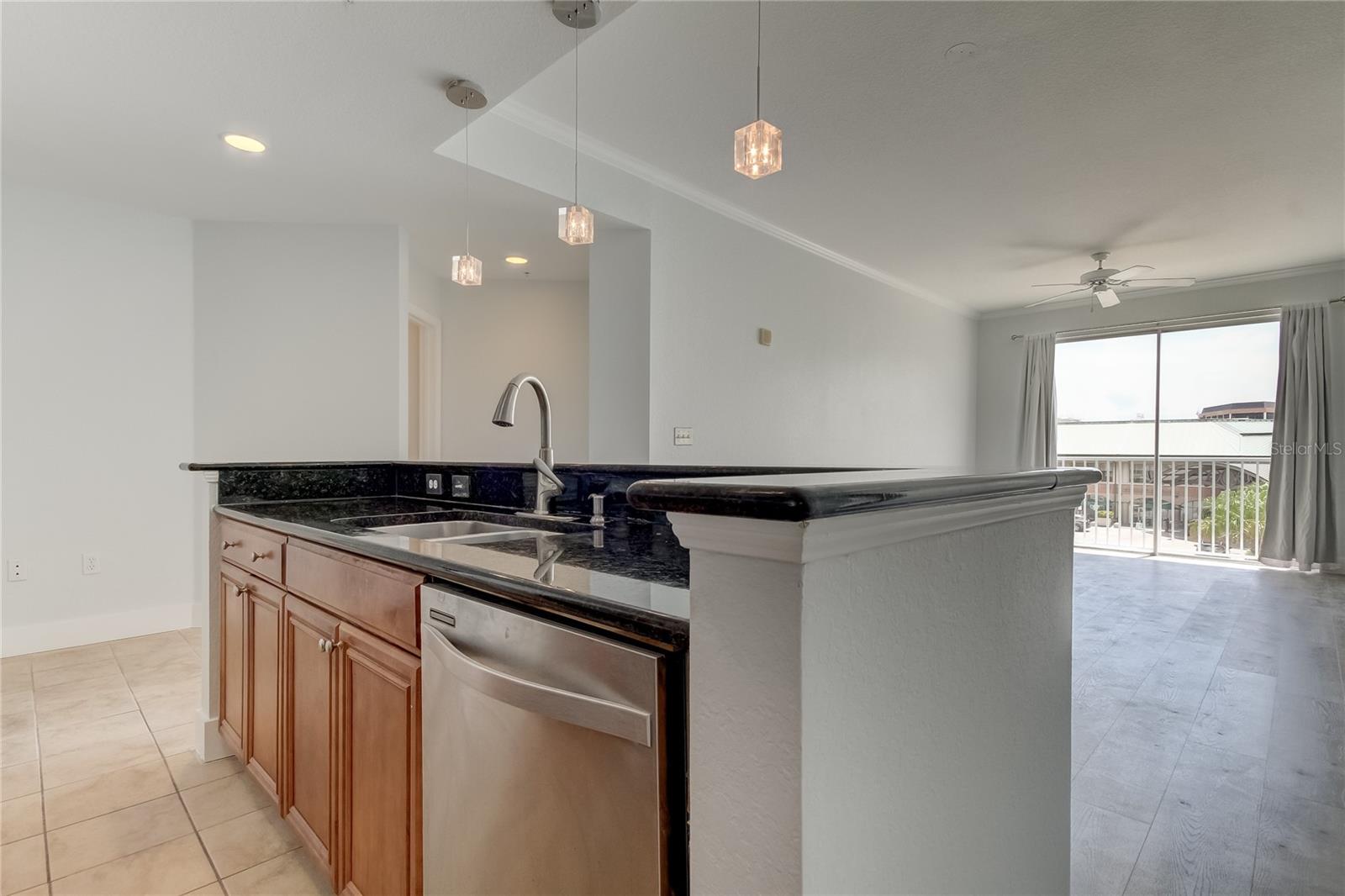 PARKCREST HARBOUR ISLAND CONDO - Residential Lease