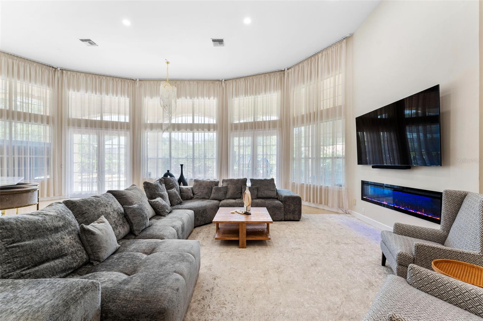 HEATHROW - Residential