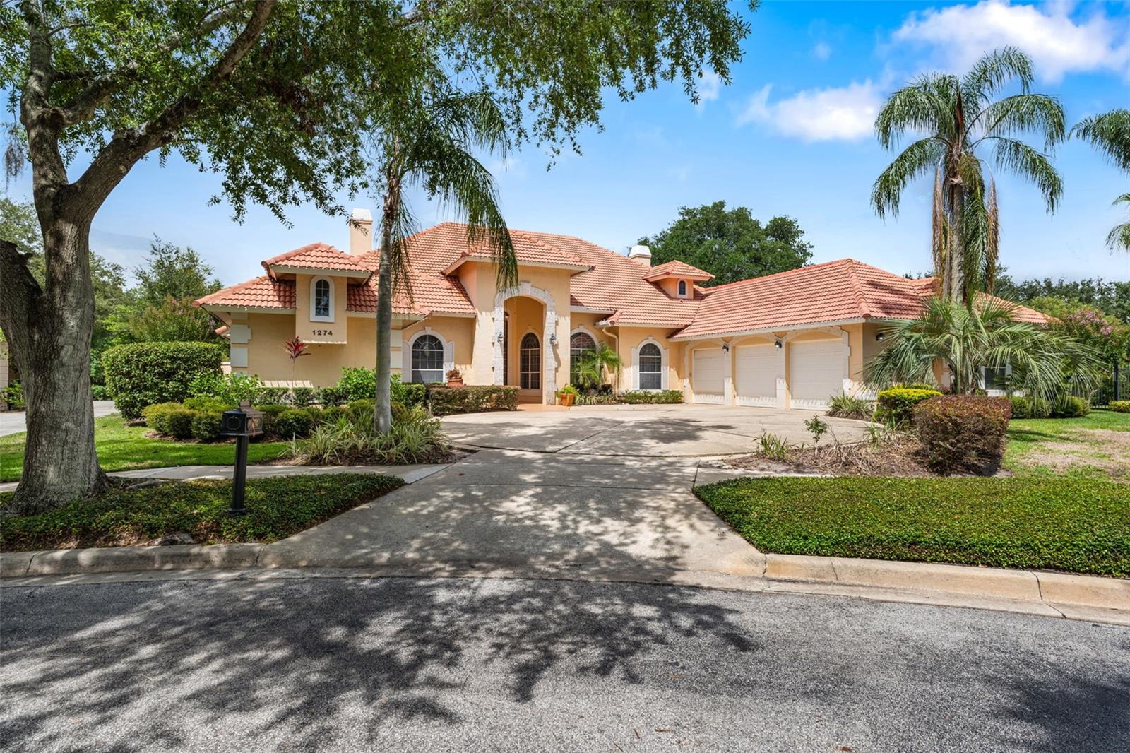 1274 PRINCE COURT