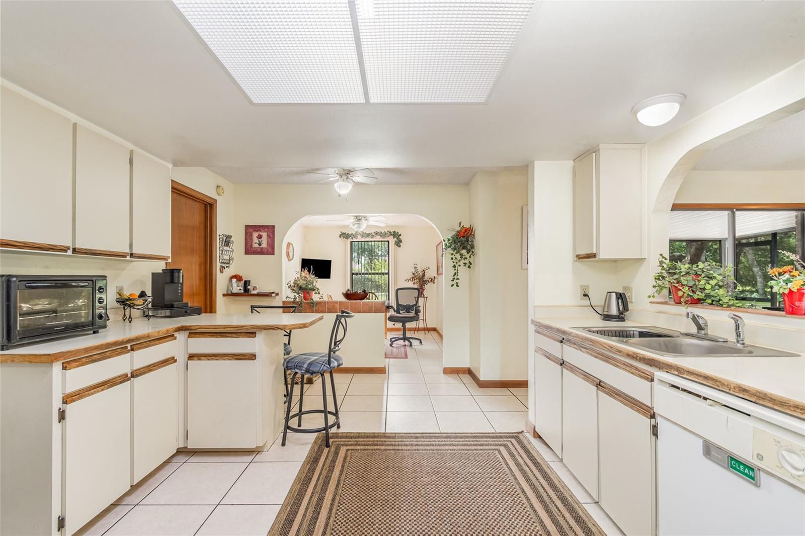 CARNELL 3RD ADD AKA PELLS HILLTOP UNREC - Residential