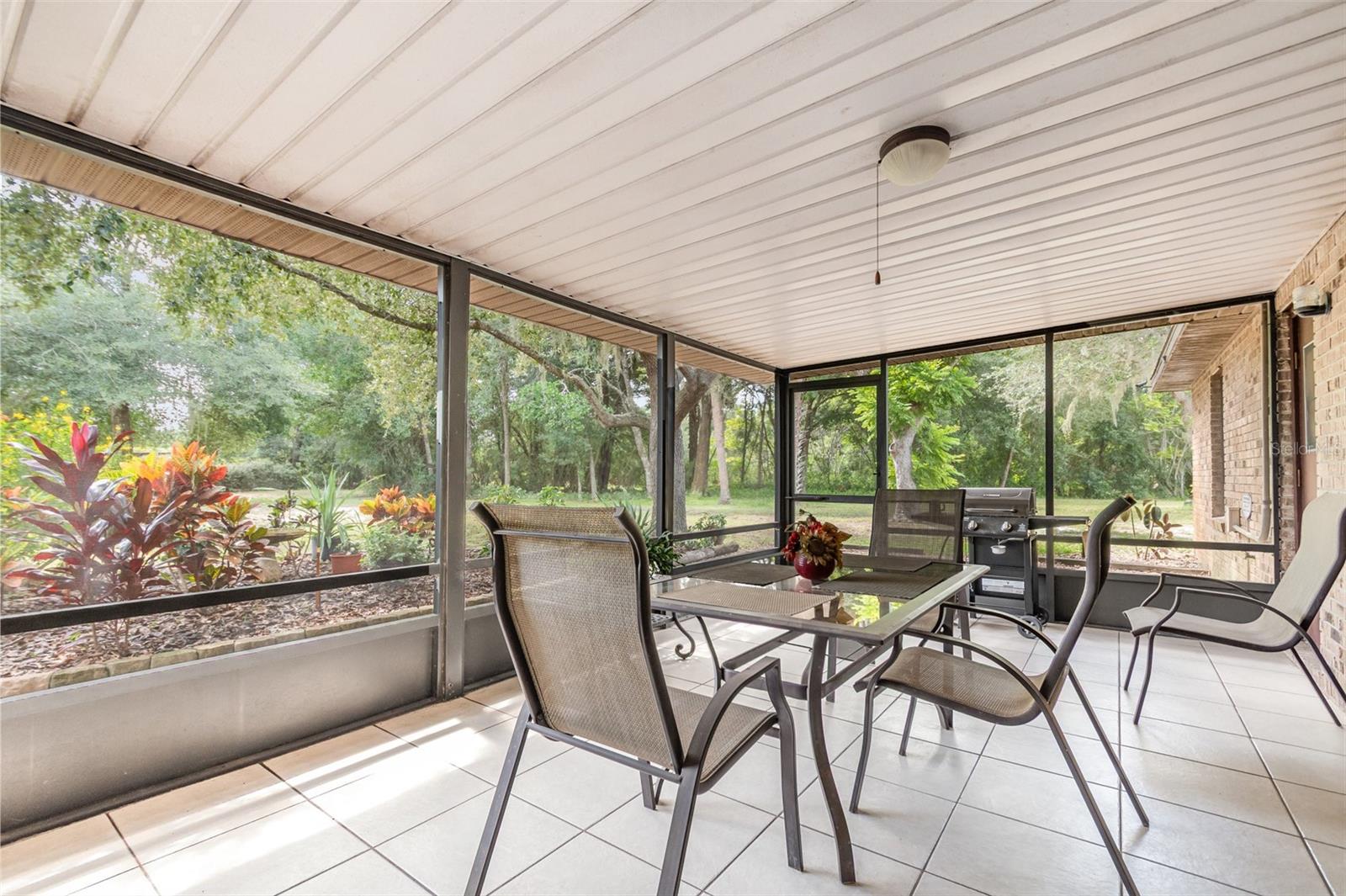 CARNELL 3RD ADD AKA PELLS HILLTOP UNREC - Residential