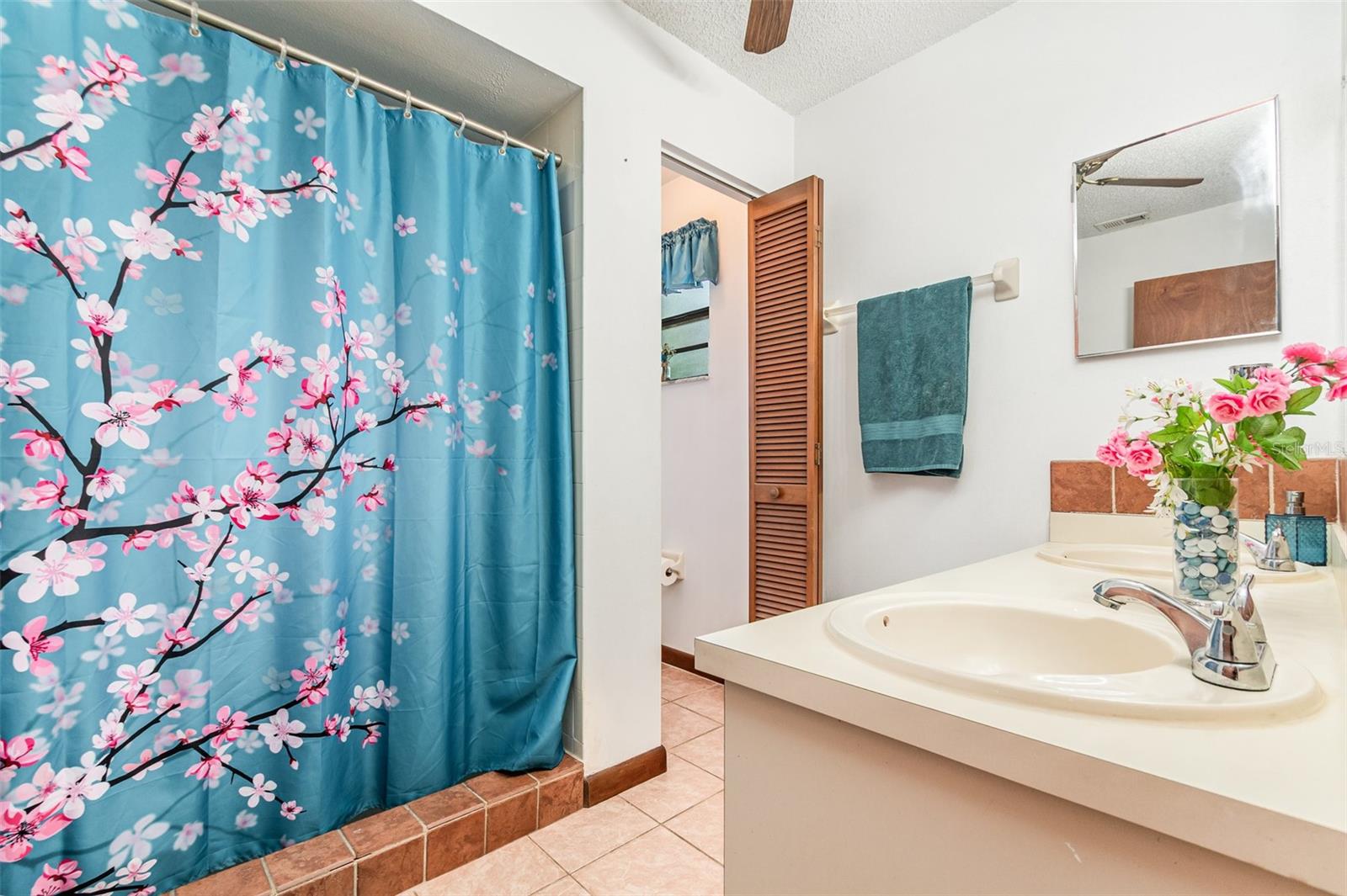 CARNELL 3RD ADD AKA PELLS HILLTOP UNREC - Residential