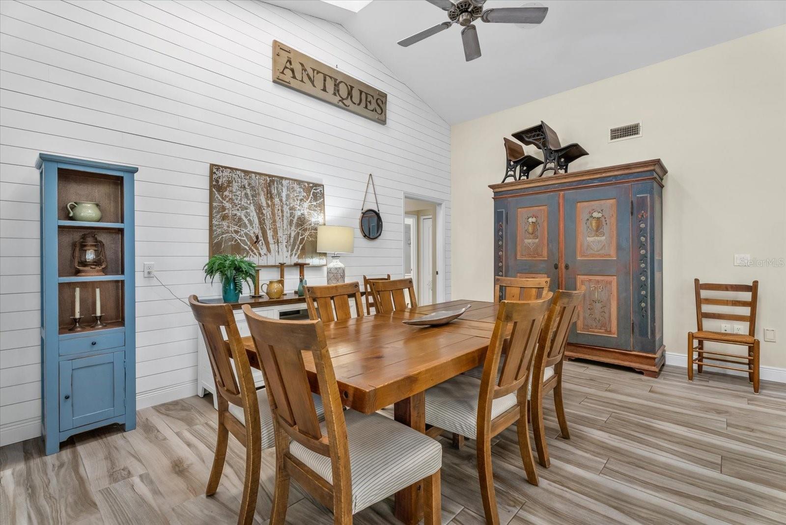 LAKE OF THE WOODS - Residential