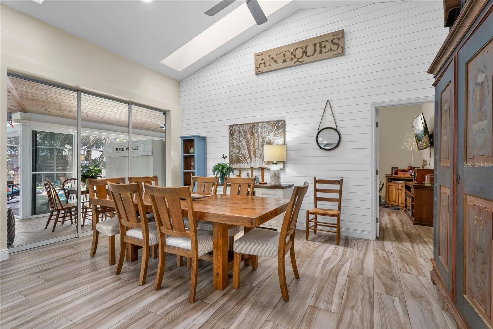 LAKE OF THE WOODS - Residential