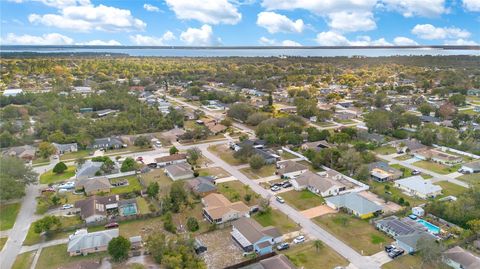 A home in DELTONA