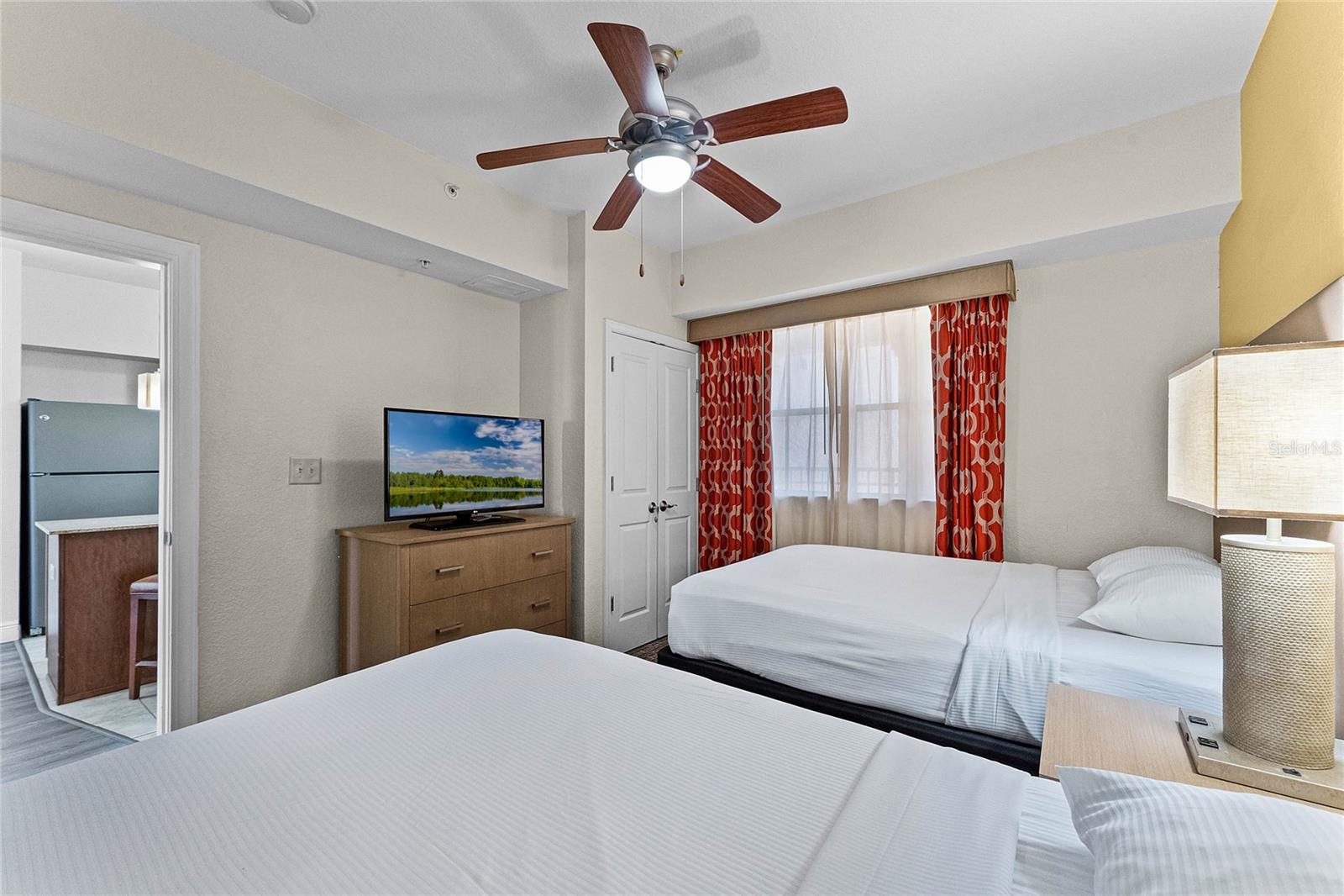 FLORIDAYS RESORT - Residential