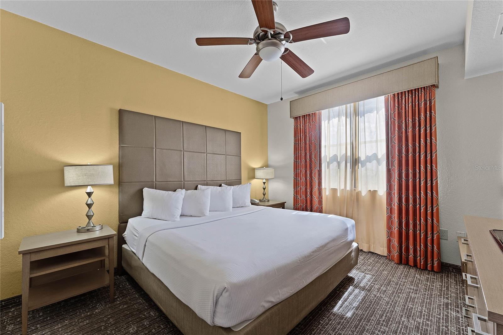 FLORIDAYS RESORT - Residential