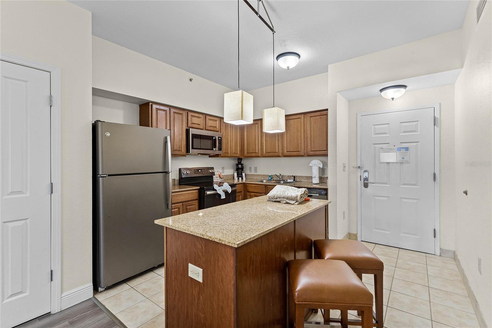FLORIDAYS RESORT - Residential