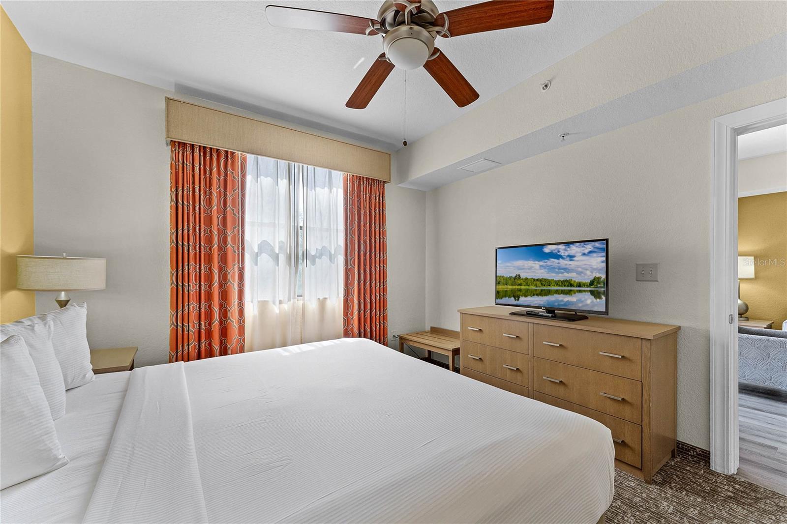 FLORIDAYS RESORT - Residential