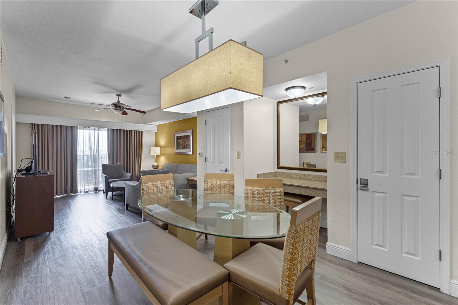 FLORIDAYS RESORT - Residential