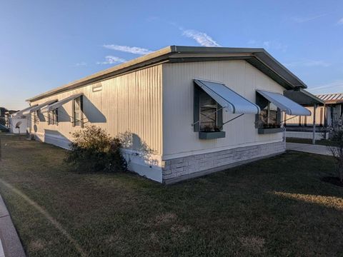 A home in ZEPHYRHILLS