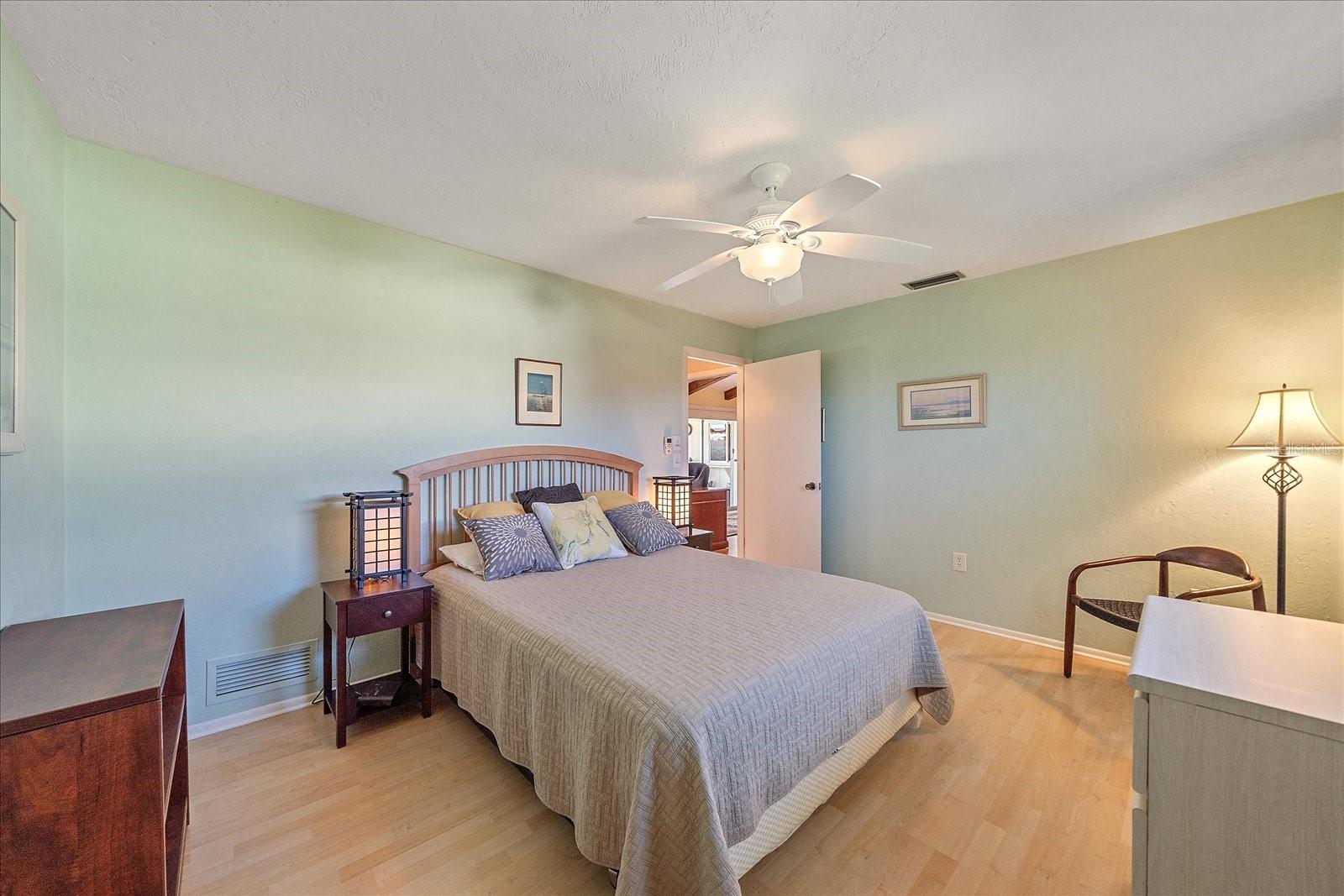 HERITAGE LAKE ESTATES - Residential