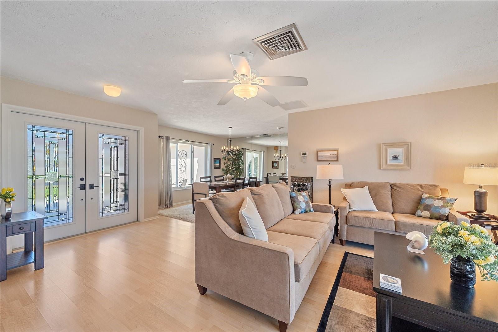 HERITAGE LAKE ESTATES - Residential