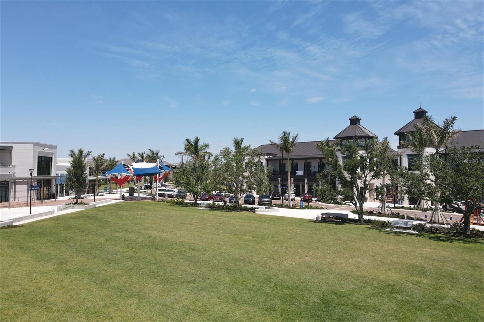 WELLEN GOLF & COUNTRY CLUB - Residential Lease