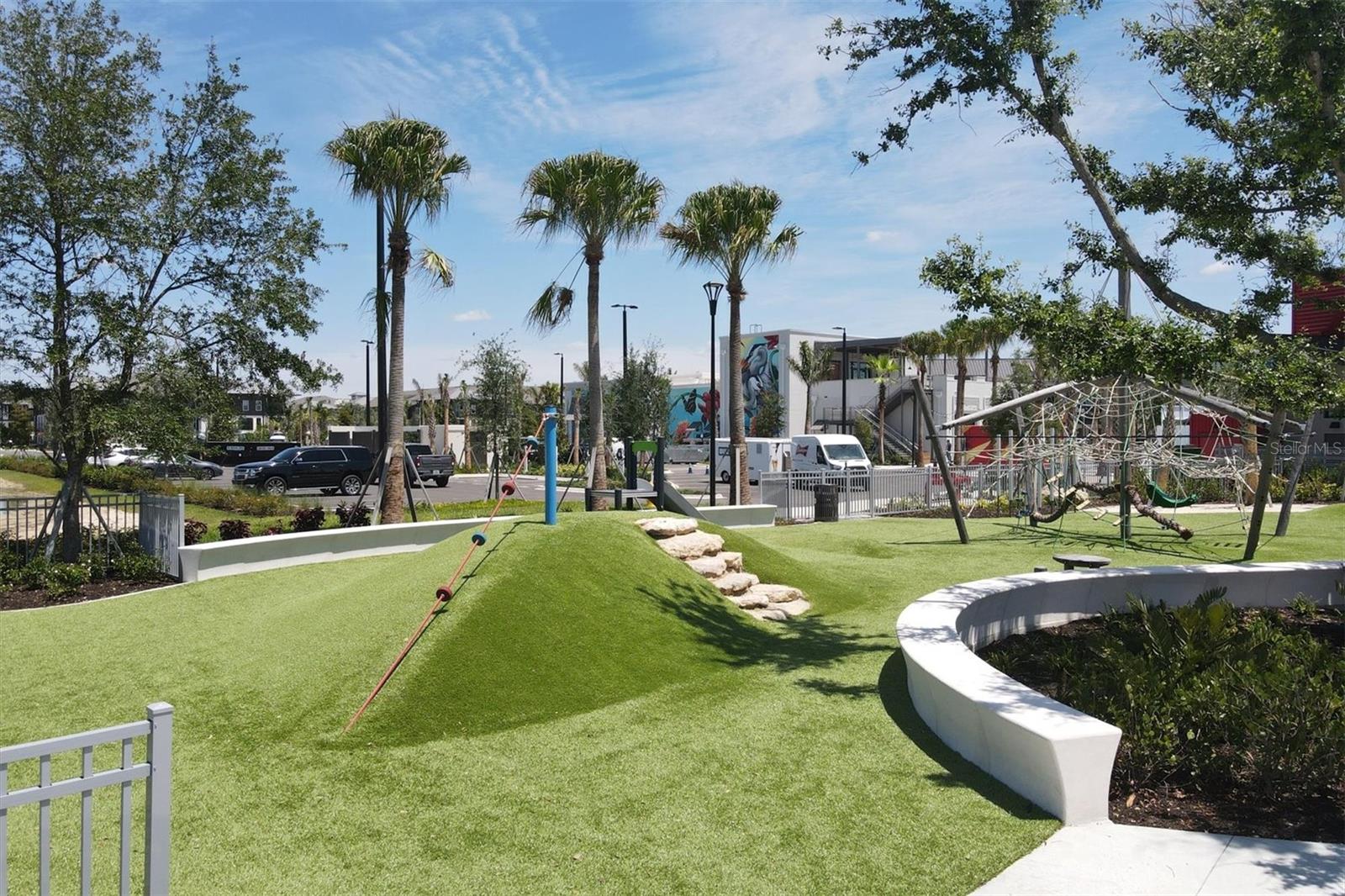 WELLEN GOLF & COUNTRY CLUB - Residential Lease