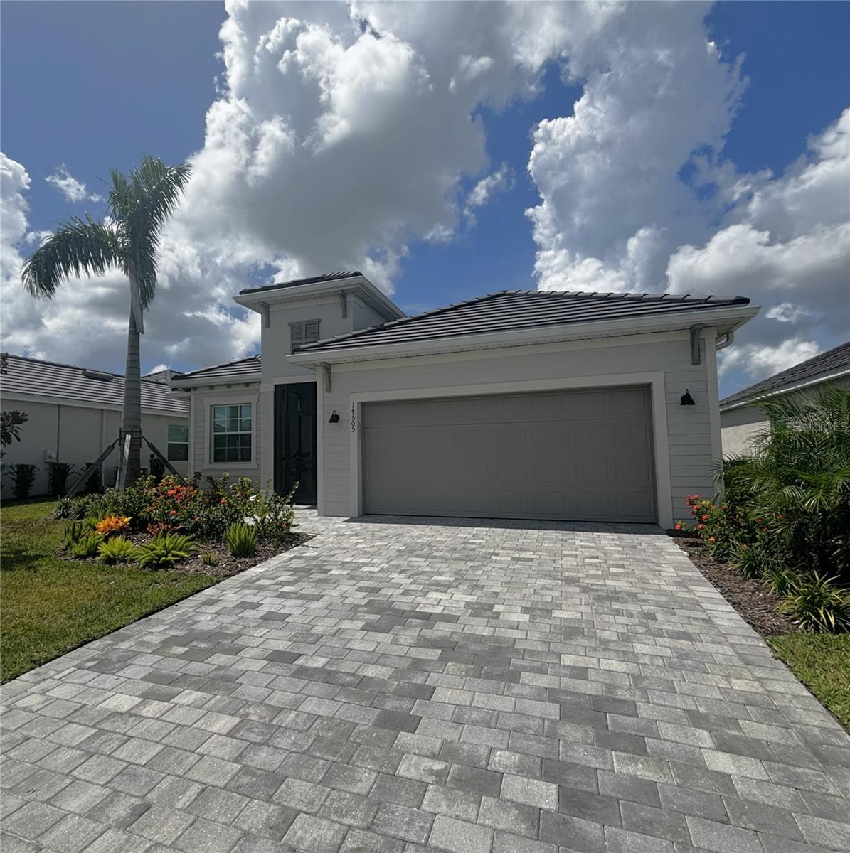 WELLEN GOLF & COUNTRY CLUB - Residential Lease