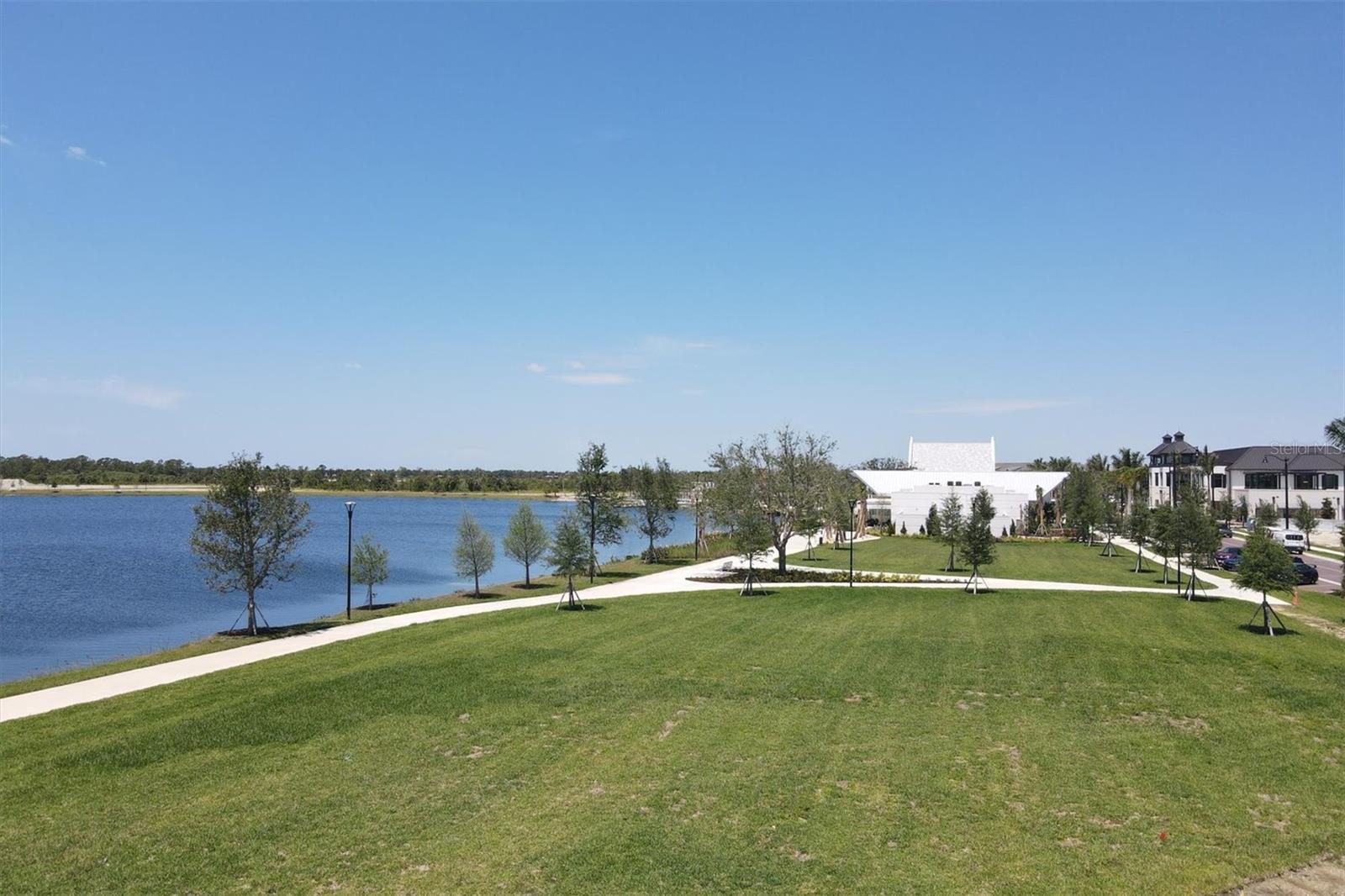 WELLEN GOLF & COUNTRY CLUB - Residential Lease