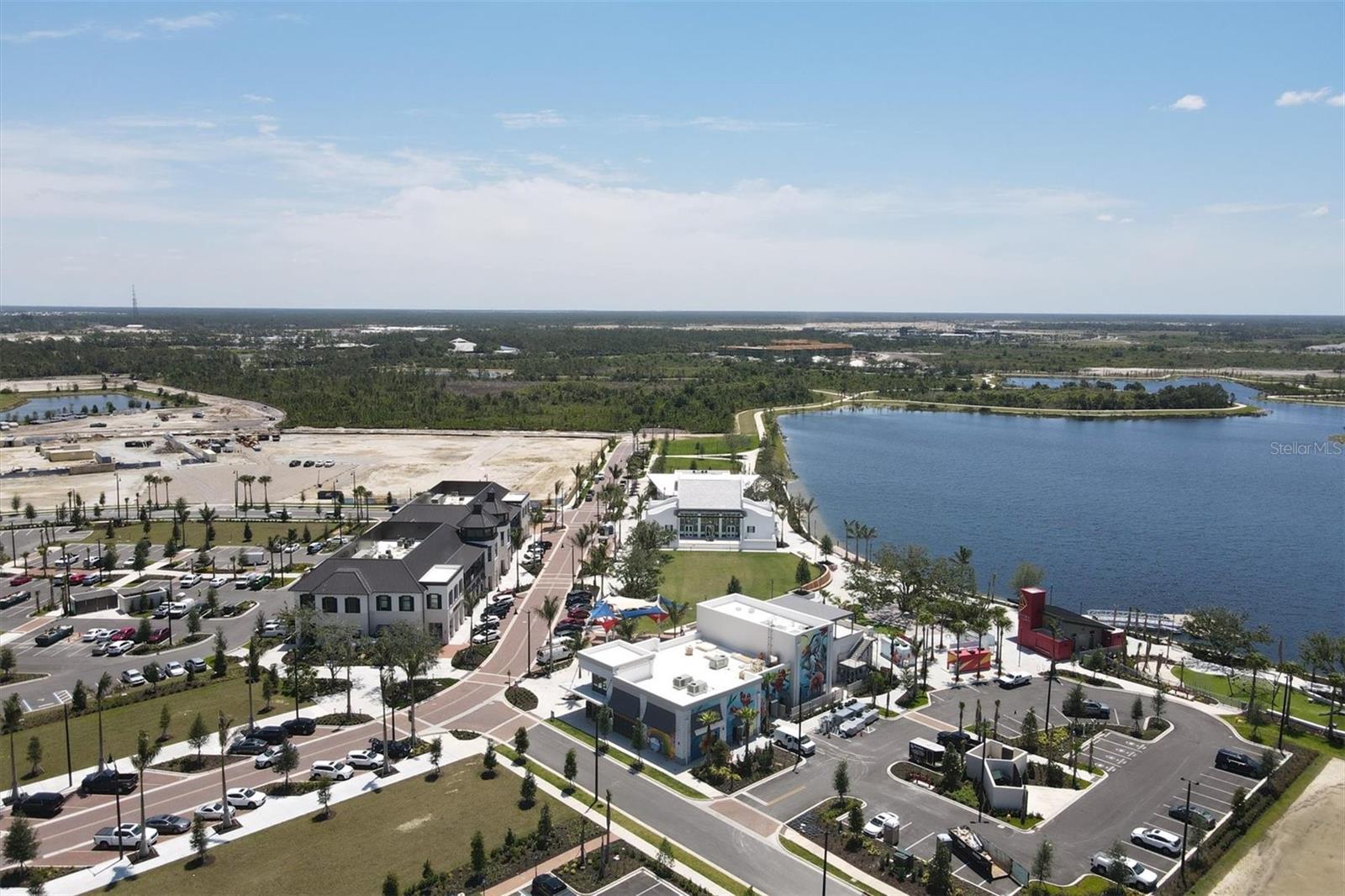 WELLEN GOLF & COUNTRY CLUB - Residential Lease