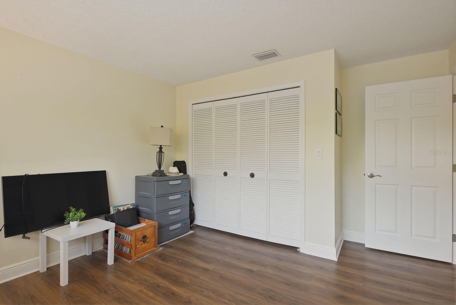 SANCTUARY AT COBBS LANDING THE - Residential