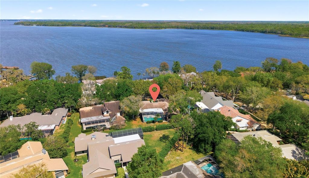 Photo of 3472 Shoreline Circle, Palm Harbor, FL 34684 (MLS # TB8487597)