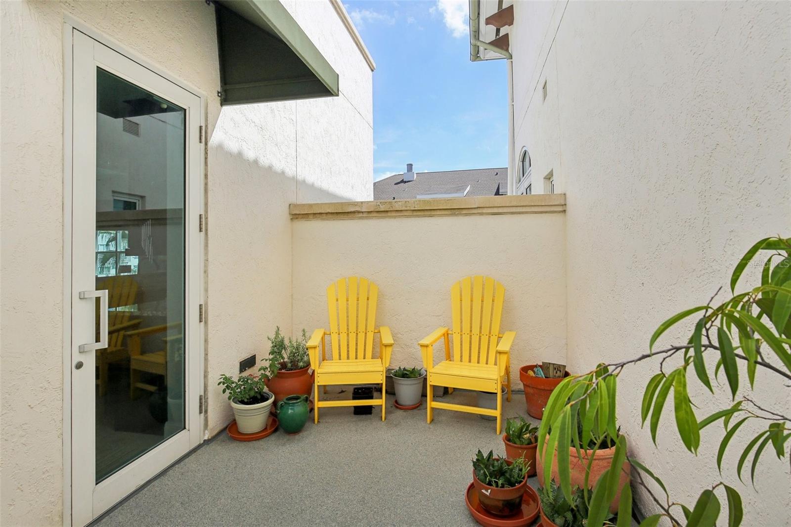 450 KNIGHTS RUN AVENUE 411