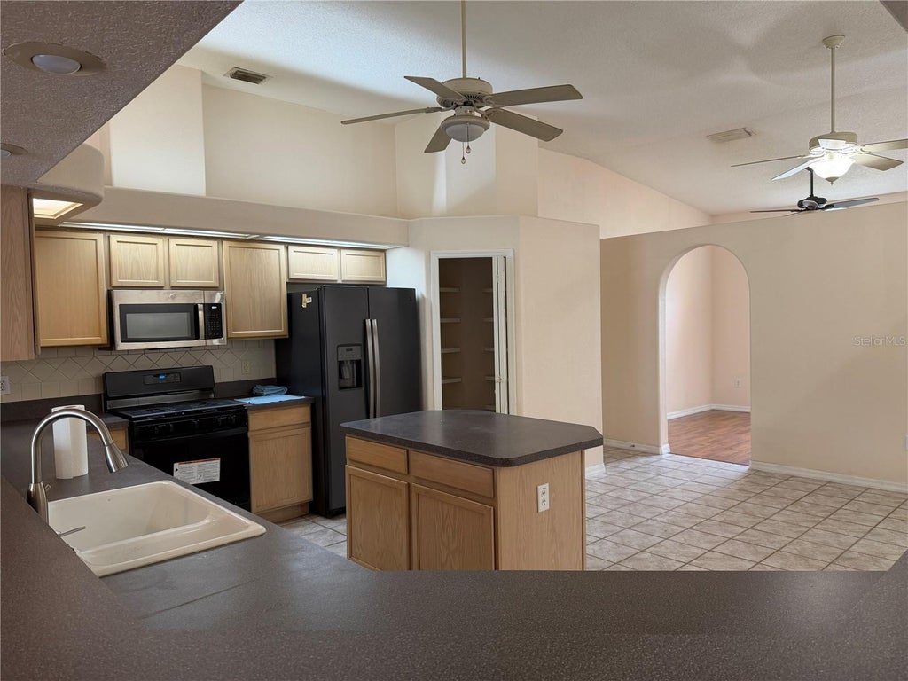 Photo of 9912 Kingshyre Way, Tampa, FL 33647 (MLS # TB8554669)