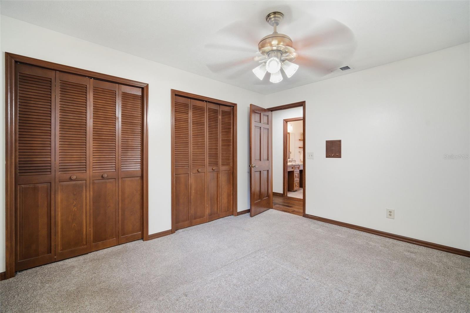 ROLLING ACRES - Residential