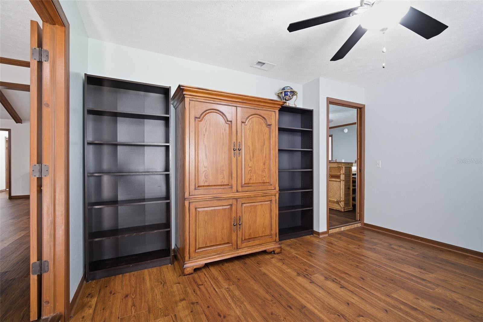 ROLLING ACRES - Residential