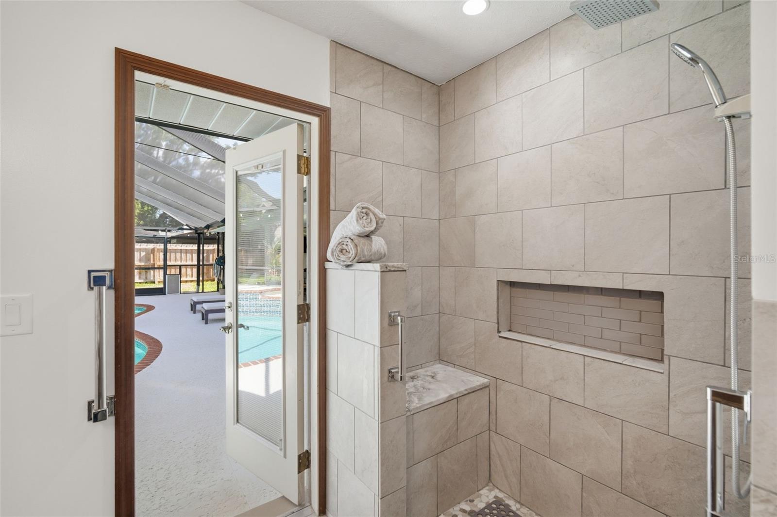 ROLLING ACRES - Residential