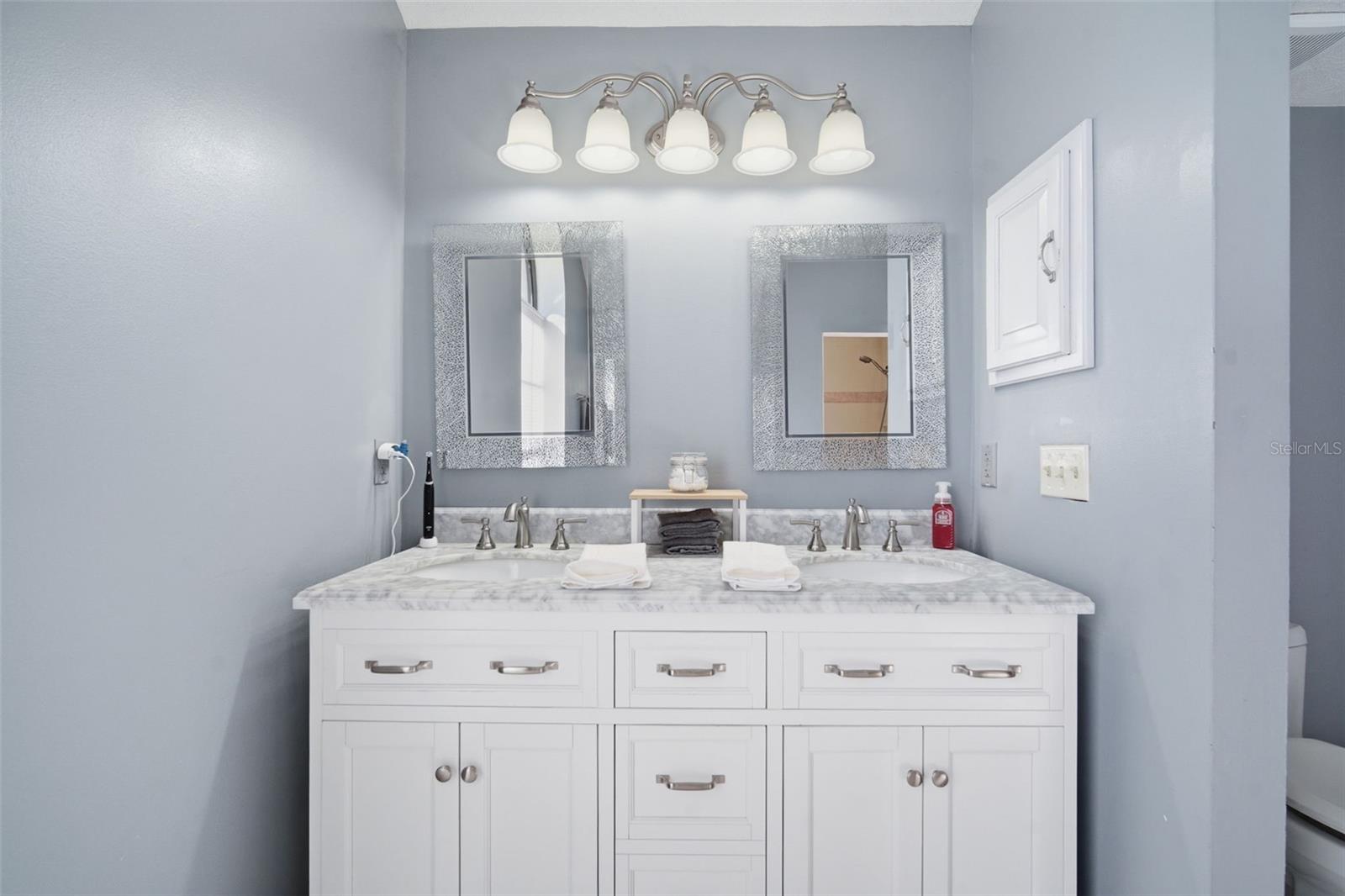 ROLLING ACRES - Residential