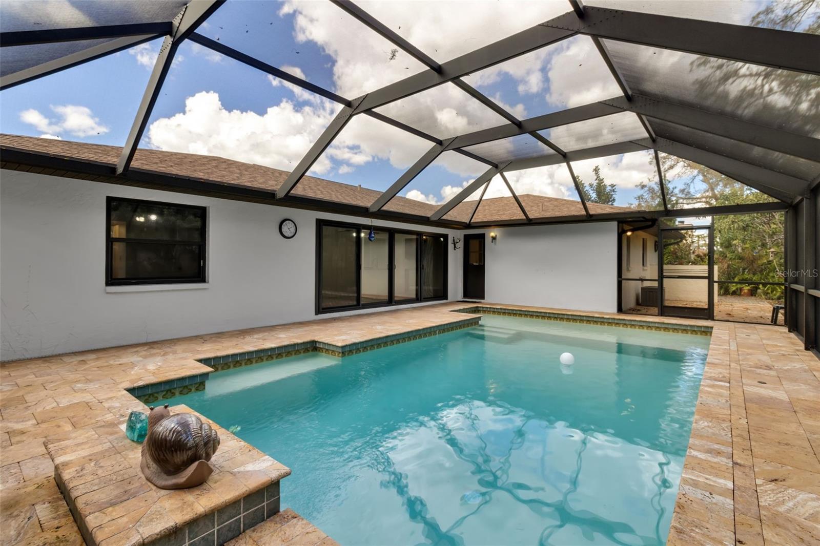 BENEVA PINES - Residential