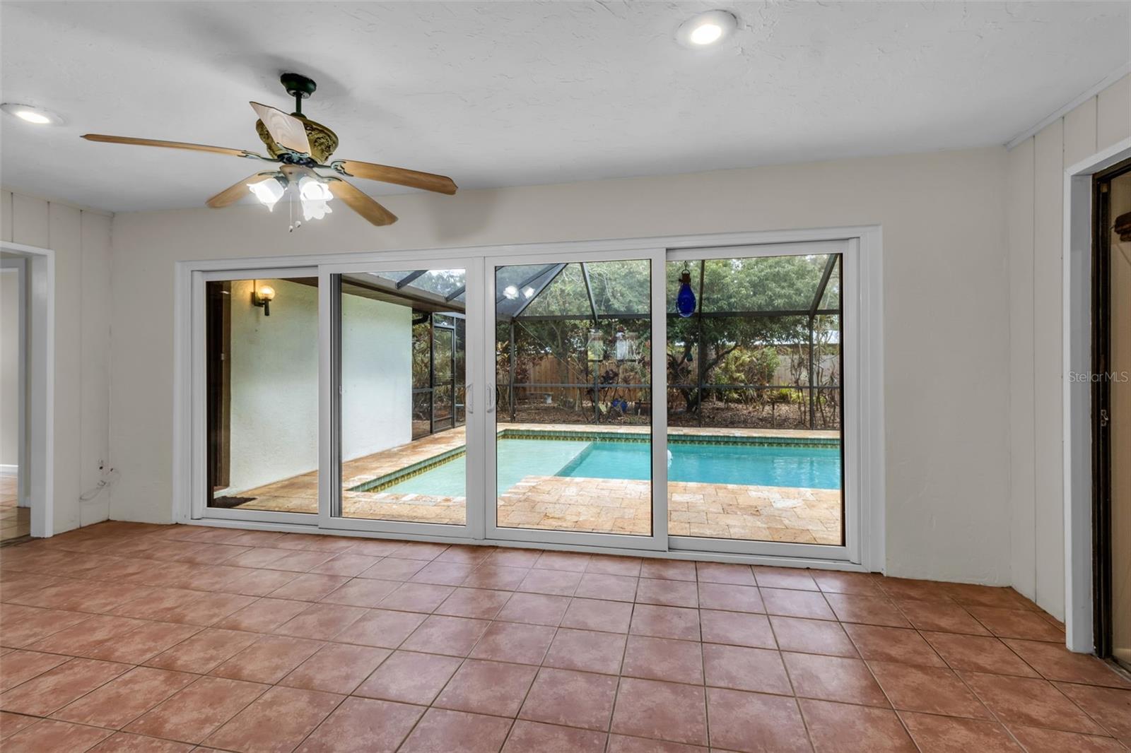 BENEVA PINES - Residential