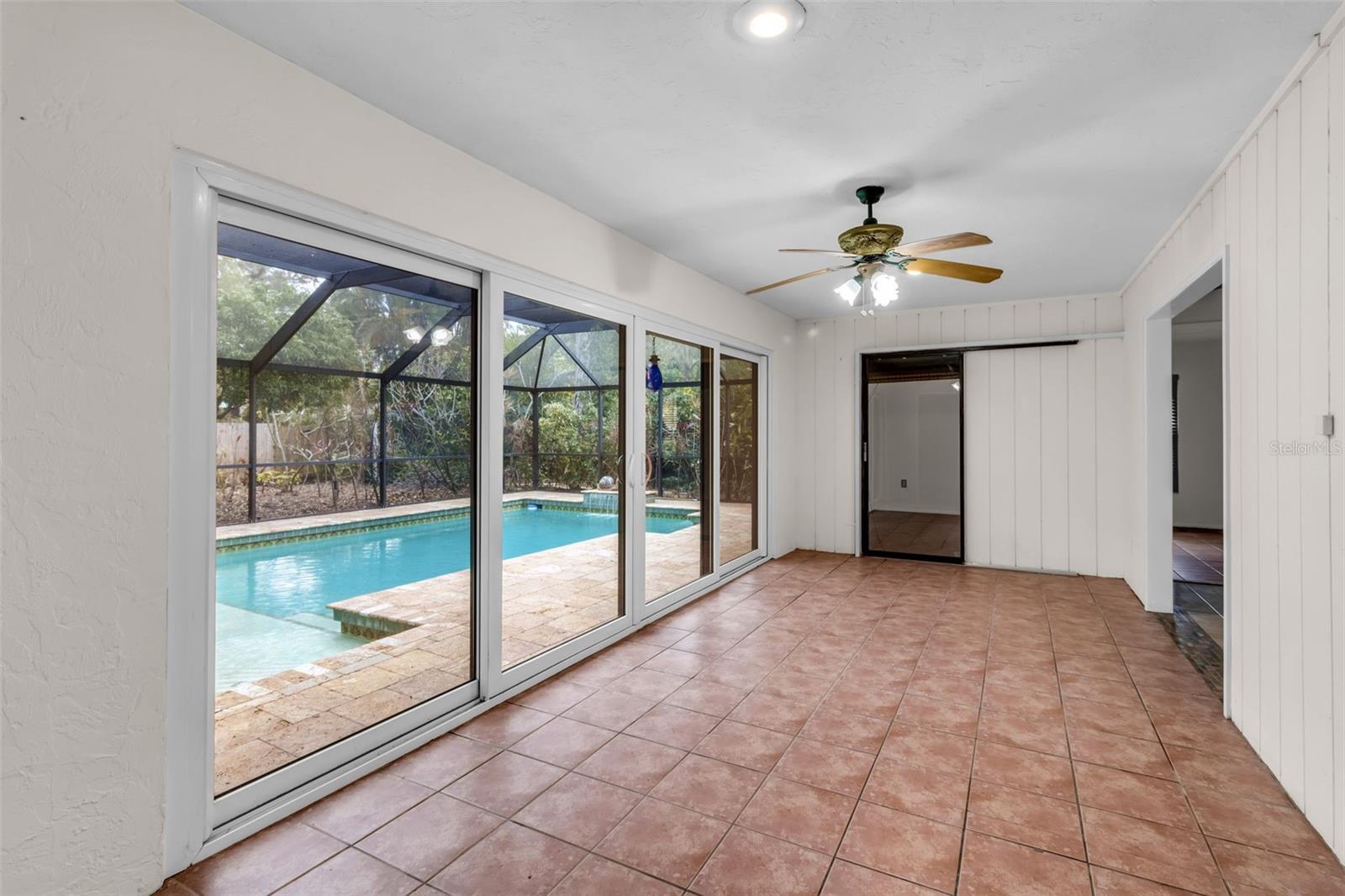 BENEVA PINES - Residential