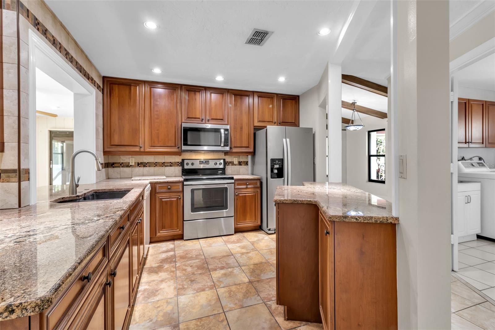 BENEVA PINES - Residential