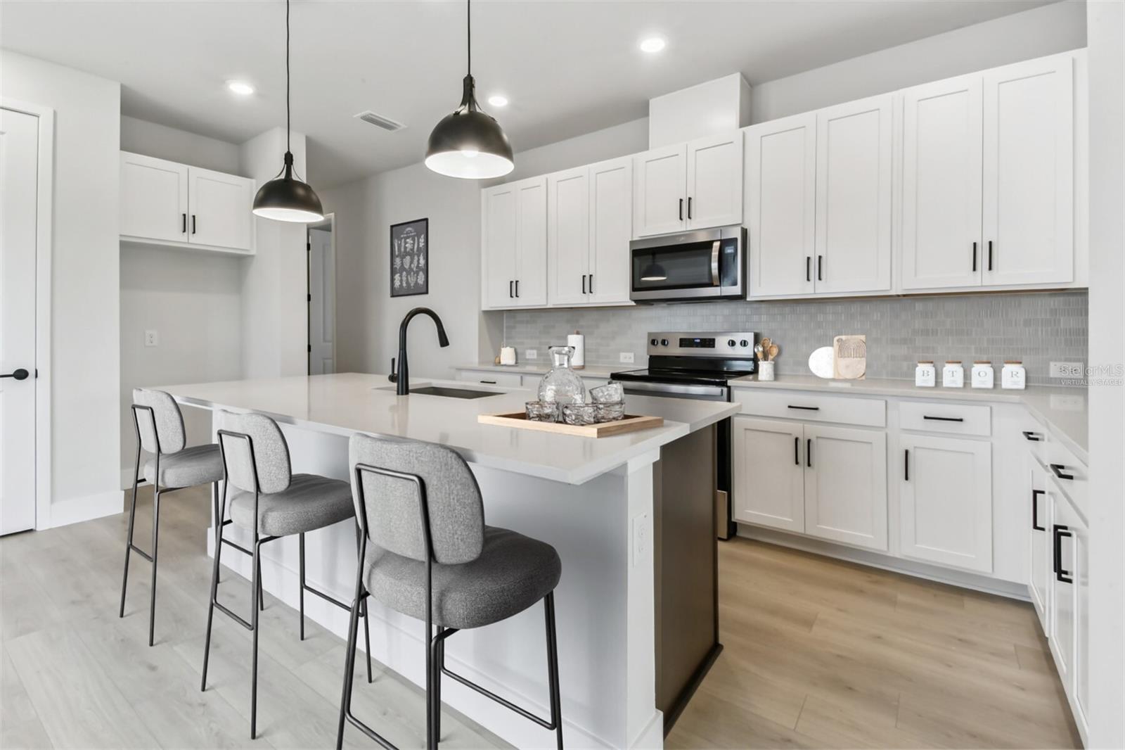 31172 PENDLETON LANDING CIRCLE