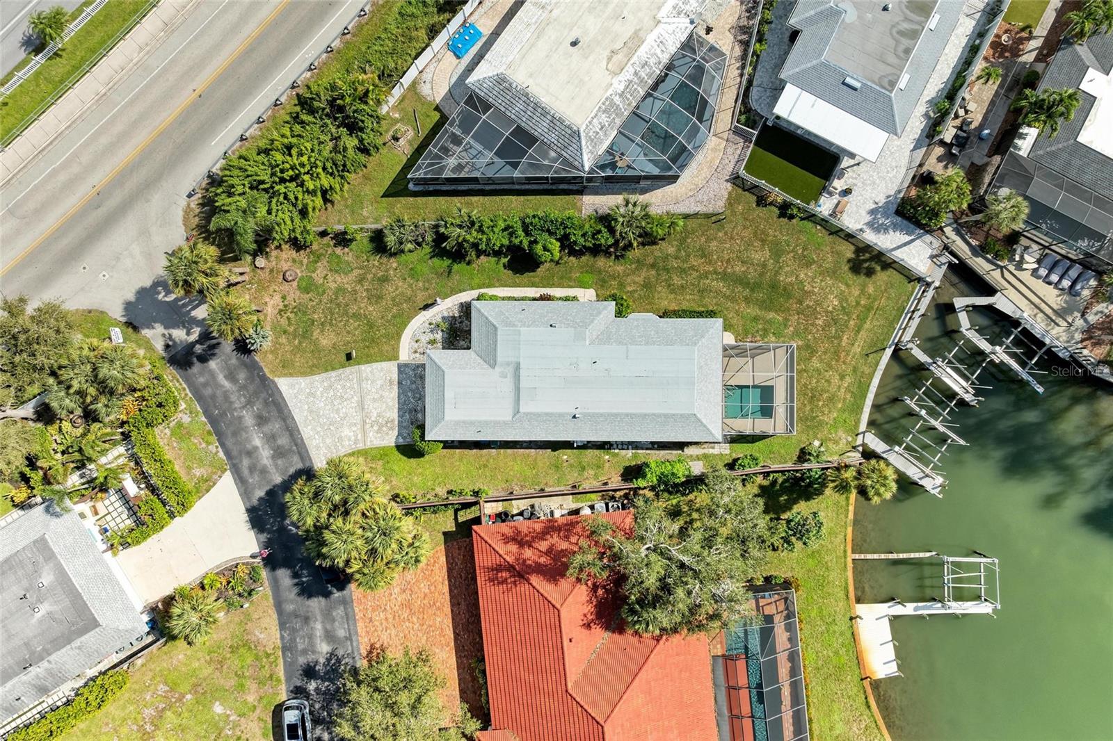 LYONS BAY - Residential