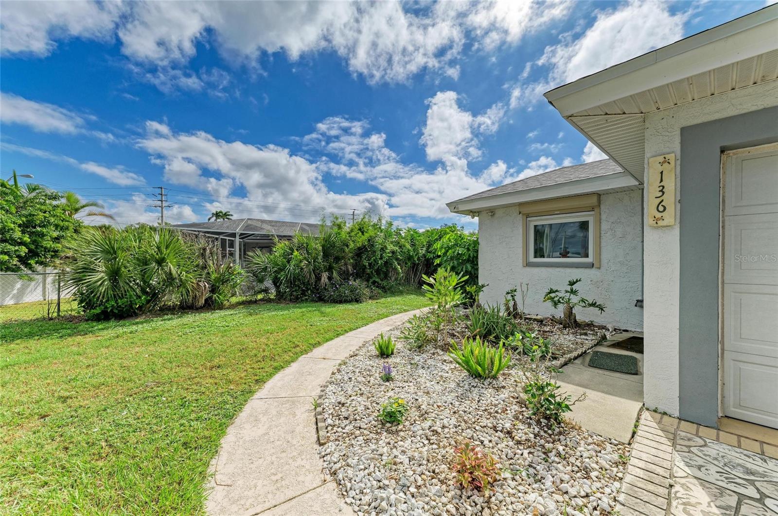 LYONS BAY - Residential