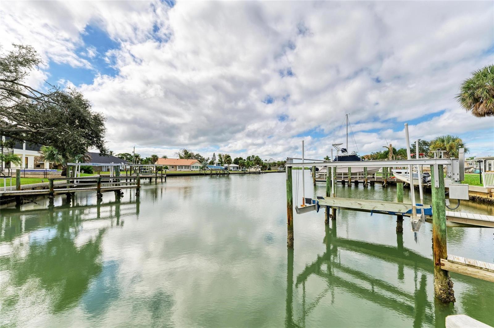 LYONS BAY - Residential