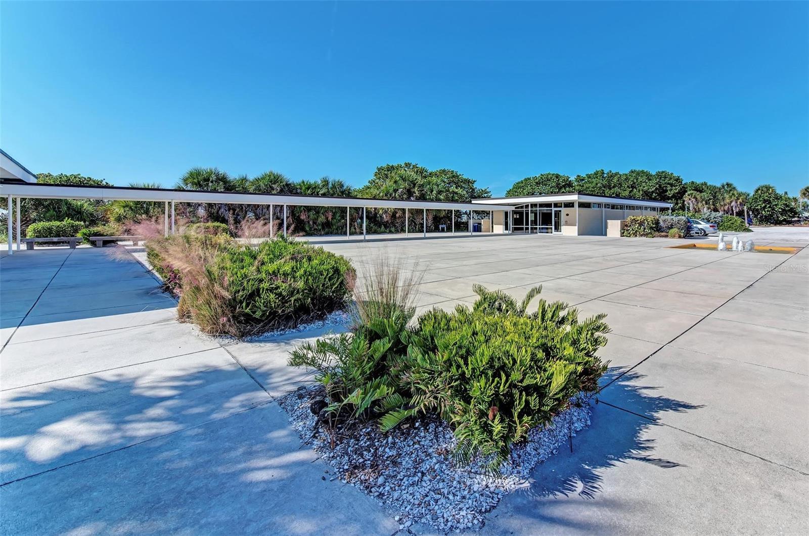 LYONS BAY - Residential