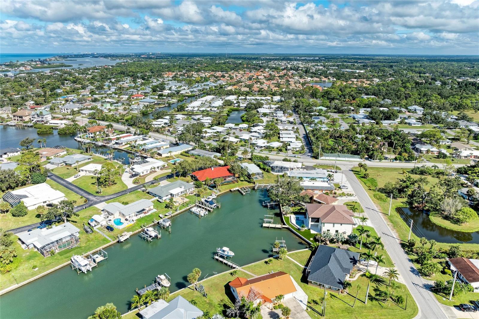 LYONS BAY - Residential