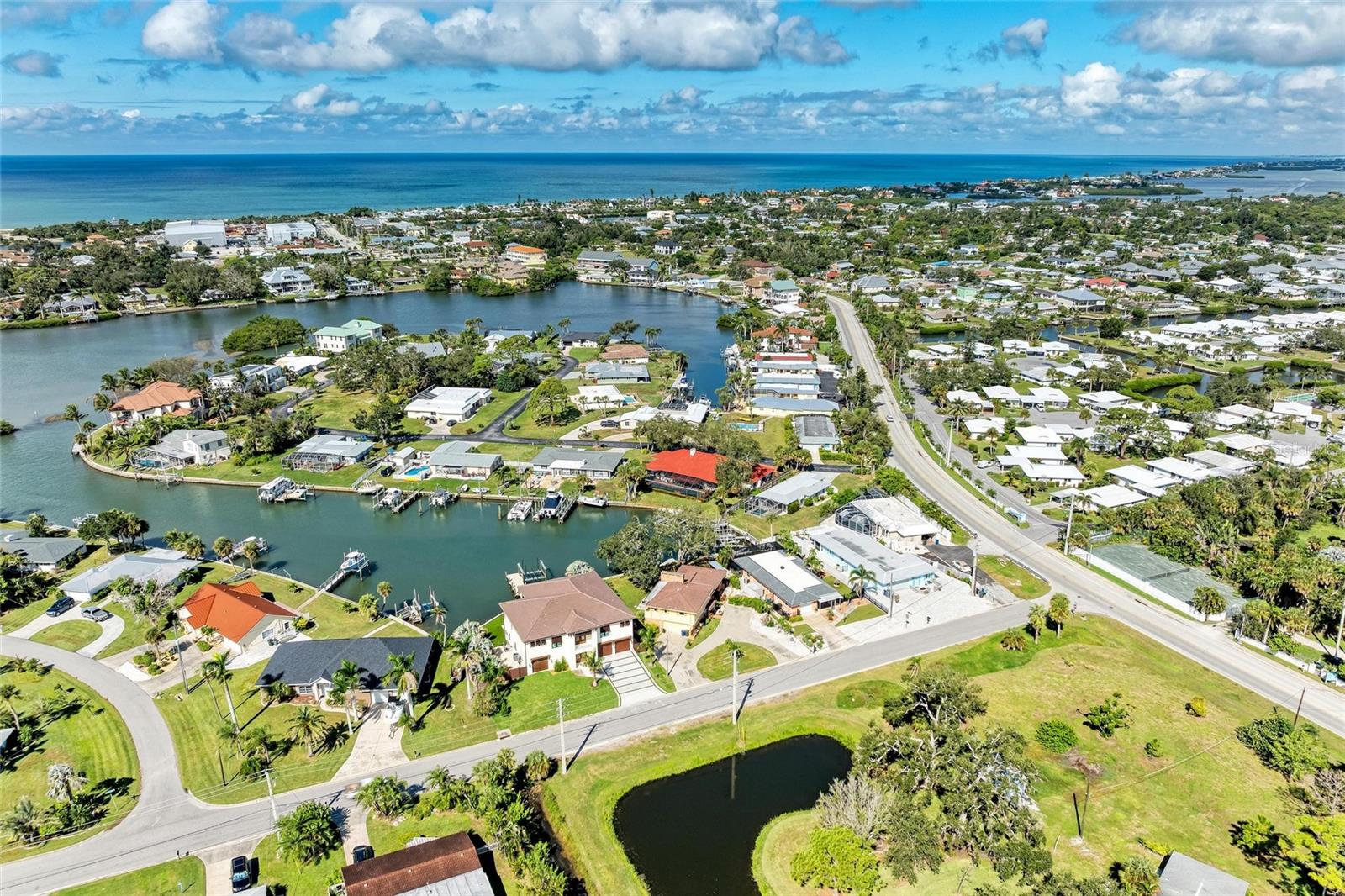 LYONS BAY - Residential
