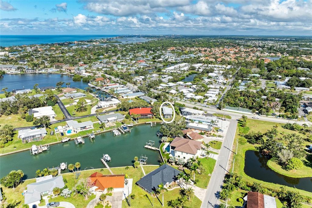 Photo of 136 Bayview Drive, Nokomis, FL 34275 (MLS # A4667932)