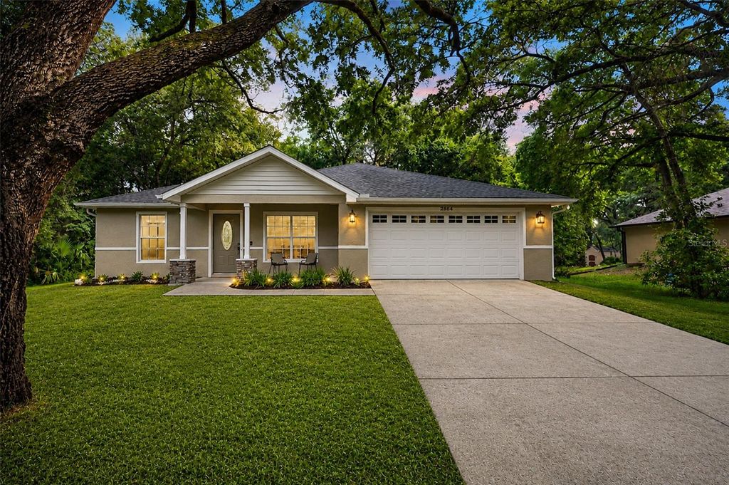 Photo of 2864 Linda Drive, Deland, FL 32720 (MLS # L4962326)