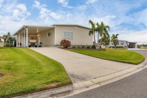 A home in ELLENTON